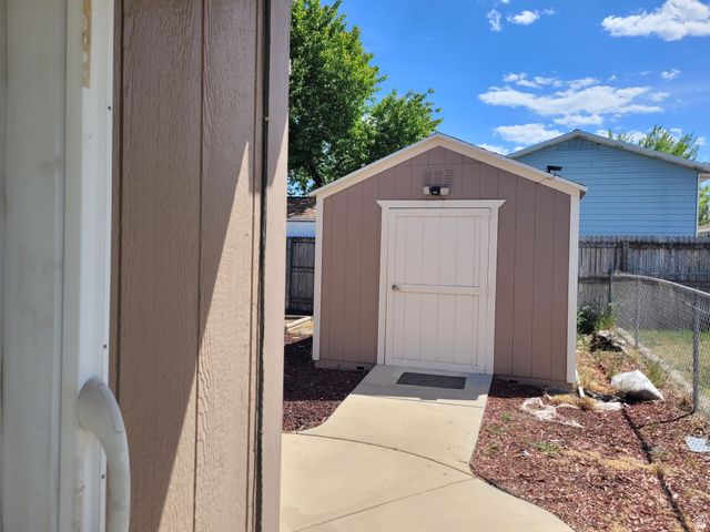 3915 W GENTRY, West Jordan, UT 84088