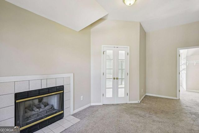 100 Julia Court, Fayetteville, GA 30214