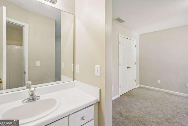 100 Julia Court, Fayetteville, GA 30214