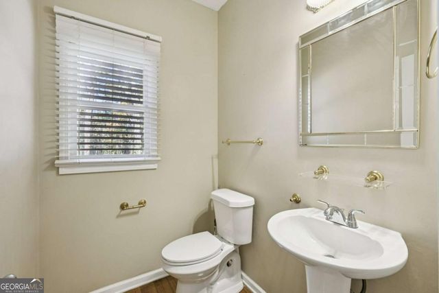 100 Julia Court, Fayetteville, GA 30214