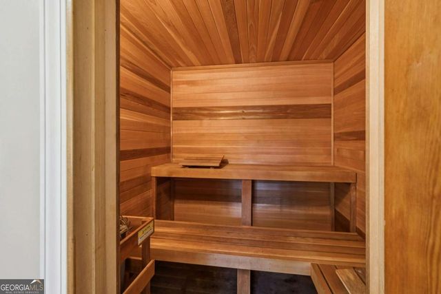 100 Julia Court, Fayetteville, GA 30214