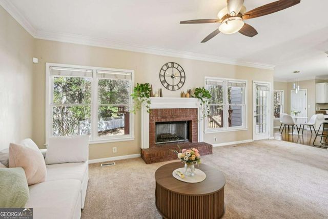 100 Julia Court, Fayetteville, GA 30214