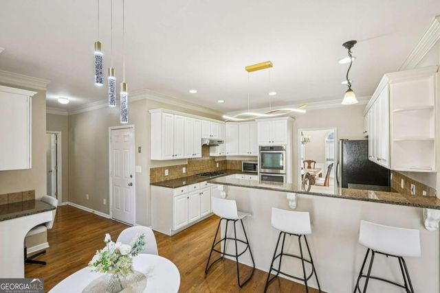 100 Julia Court, Fayetteville, GA 30214