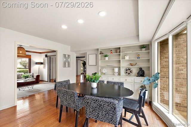 1732 Kilburn Road N, Rochester Hills, MI 48306