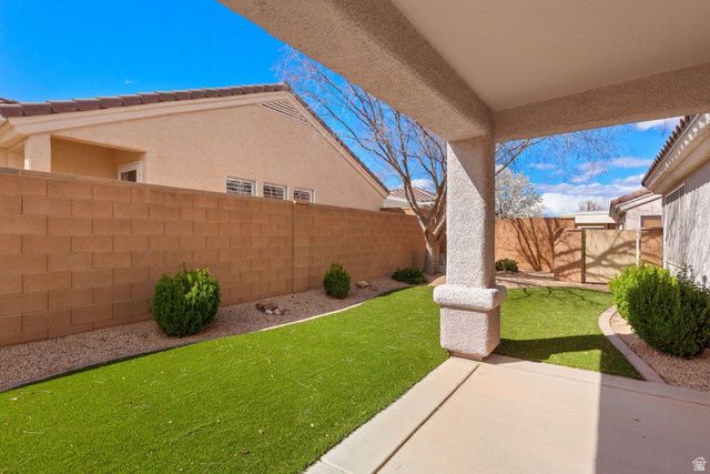 4372 S LAZY RIVER DR, St. George, UT 84790