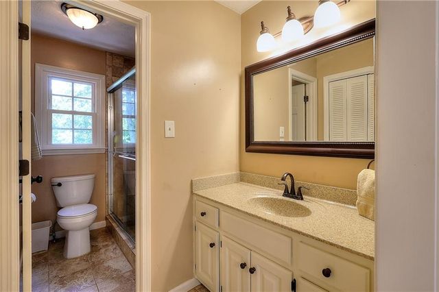 1961 Shoreline Trace, Grayson, GA 30017