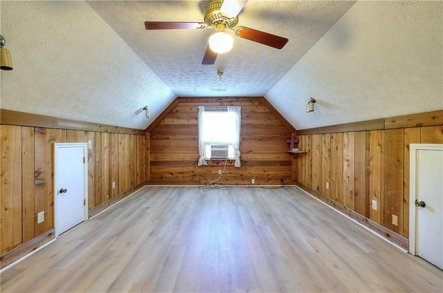 1961 Shoreline Trace, Grayson, GA 30017