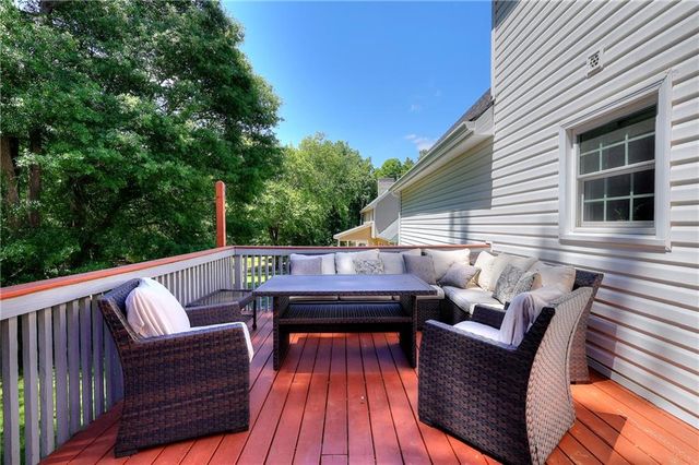 1961 Shoreline Trace, Grayson, GA 30017