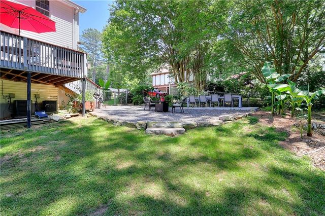 1961 Shoreline Trace, Grayson, GA 30017