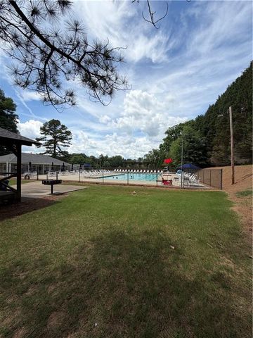 1961 Shoreline Trace, Grayson, GA 30017