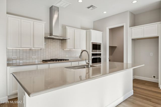 30679 S Willet Way, Oracle, AZ 85623