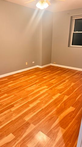 2843 W Arthur Avenue 1E, Chicago, IL 60645