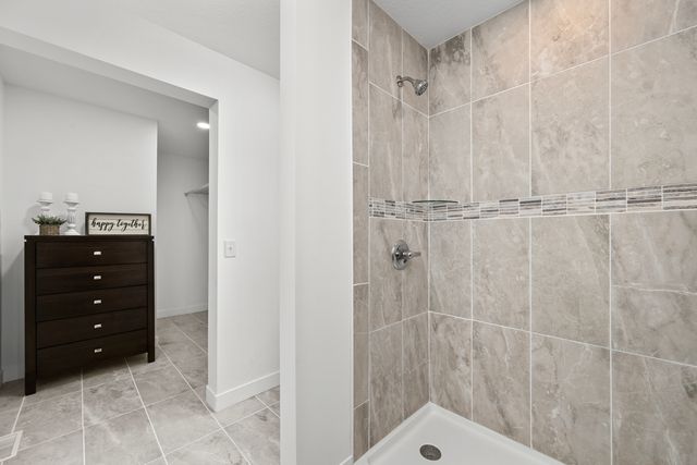 813 WILLIAMS Way, Carbon Cliff, IL 61239