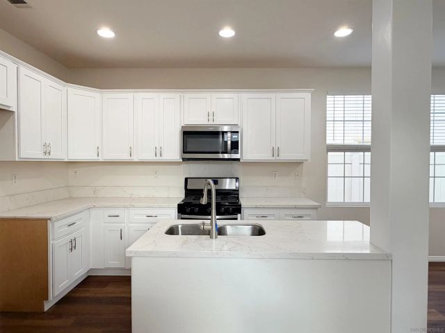 31814 Murdock Ln, Temecula, CA 92592