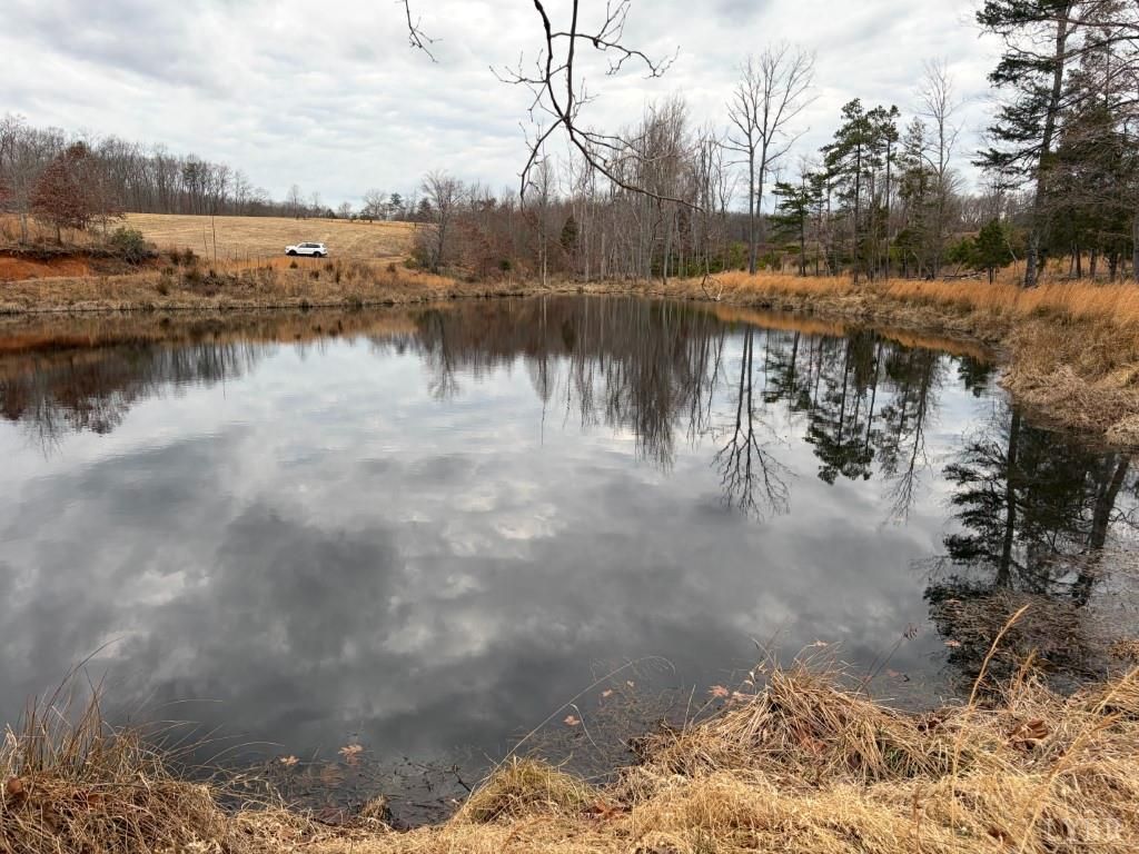 Image 2 of property listing at 2192 Hixburg Road, Pamplin, VA 23958