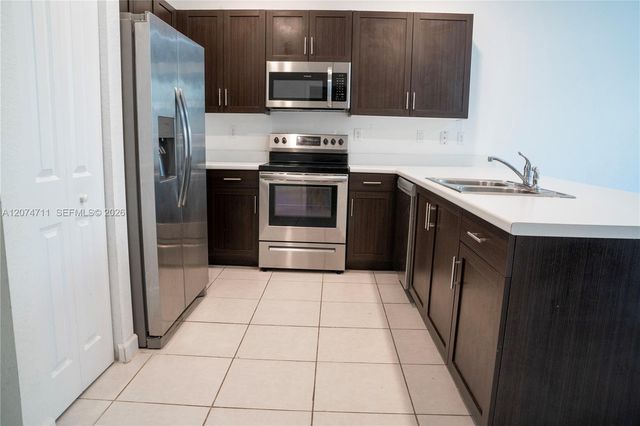 2683 SE 19th Street, Homestead, FL 33035