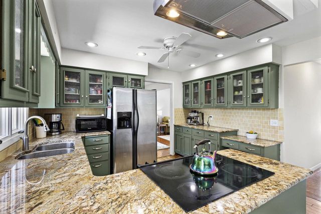 5318 Jonquil Court, Middleton, WI 53562