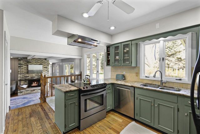 5318 Jonquil Court, Middleton, WI 53562