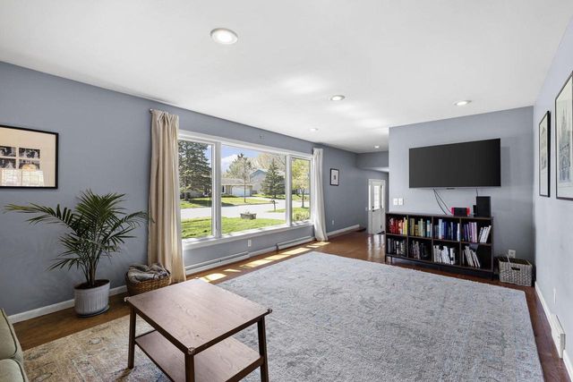 5318 Jonquil Court, Middleton, WI 53562