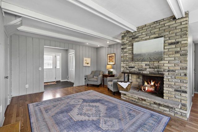 5318 Jonquil Court, Middleton, WI 53562