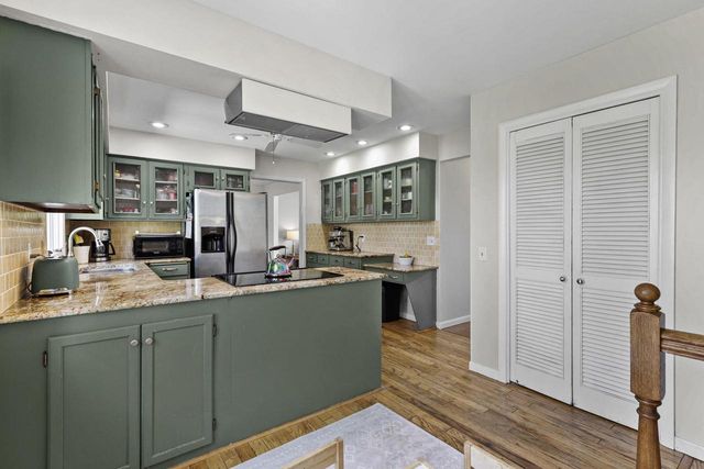 5318 Jonquil Court, Middleton, WI 53562