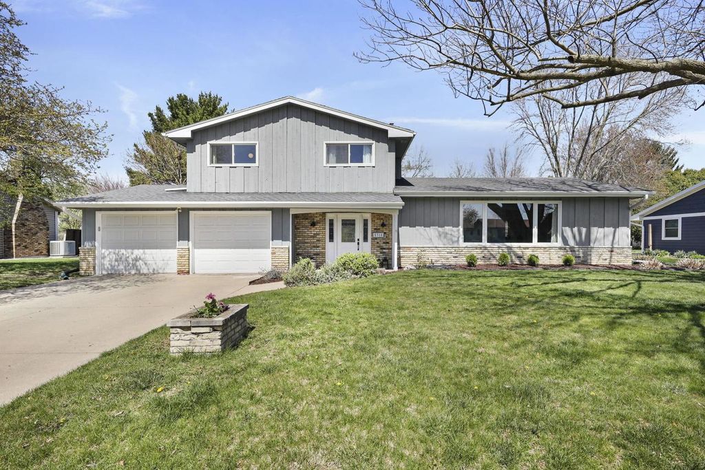 5318 Jonquil Court, Middleton, WI 53562