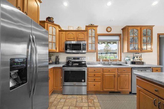 7475 Country View LANE, West Bend, WI 53090