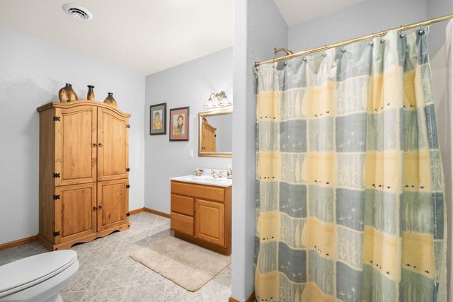 7475 Country View LANE, West Bend, WI 53090