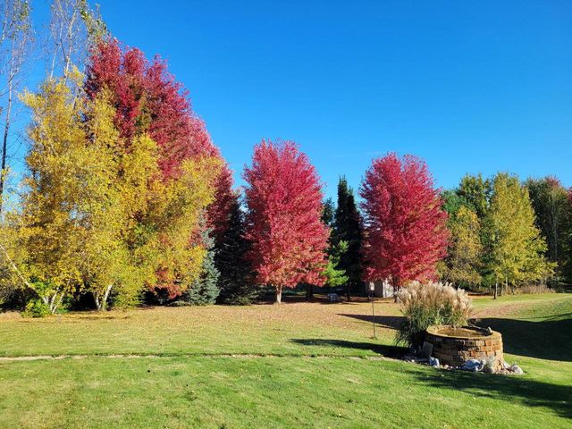 7475 Country View LANE, West Bend, WI 53090