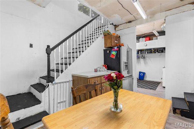 17 Robin Lane, Fenton, MO 63026