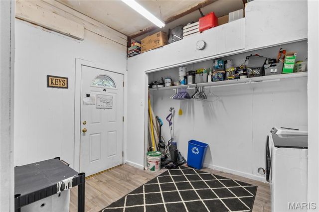 17 Robin Lane, Fenton, MO 63026
