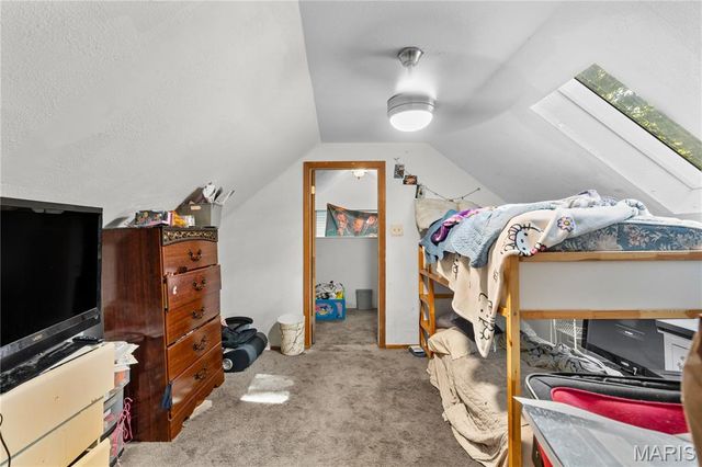 17 Robin Lane, Fenton, MO 63026