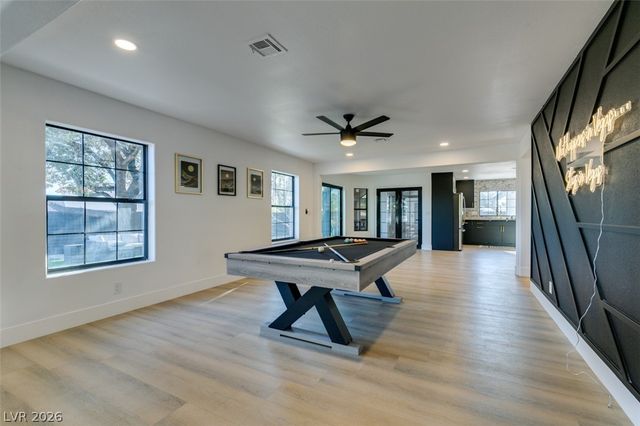 1860 Ski Slope Circle, Las Vegas, NV 89117