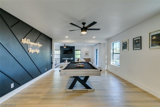 1860 Ski Slope Circle, Las Vegas, NV 89117