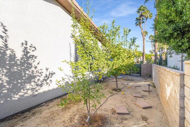 77823 Chandler Way, Palm Desert, CA 92211