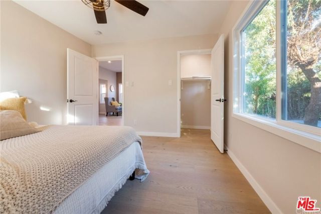 1435 W 71st Street, Los Angeles, CA 90047