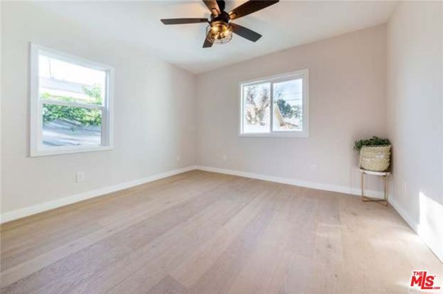 1435 W 71st Street, Los Angeles, CA 90047