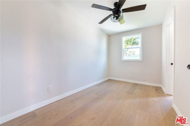1435 W 71st Street, Los Angeles, CA 90047
