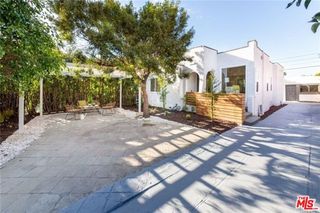 1435 W 71st Street, Los Angeles, CA 90047