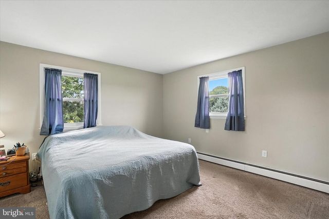838 DELTA RD, Red Lion, PA 17356