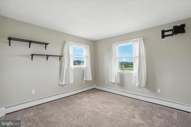 838 DELTA RD, Red Lion, PA 17356