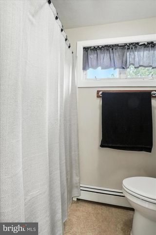 838 DELTA RD, Red Lion, PA 17356