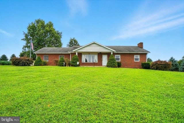 838 DELTA RD, Red Lion, PA 17356