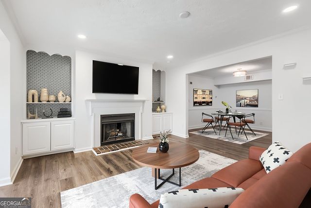 1967 Brian Way, Decatur, GA 30033