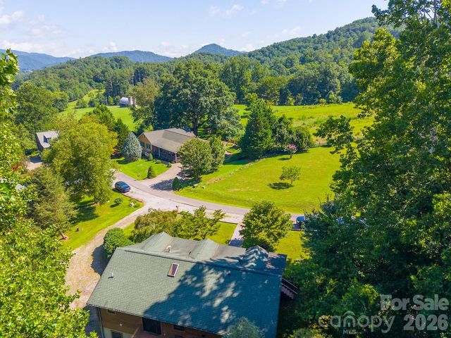 91 Tibi Lane, Waynesville, NC 28785