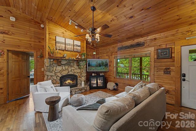 91 Tibi Lane, Waynesville, NC 28785