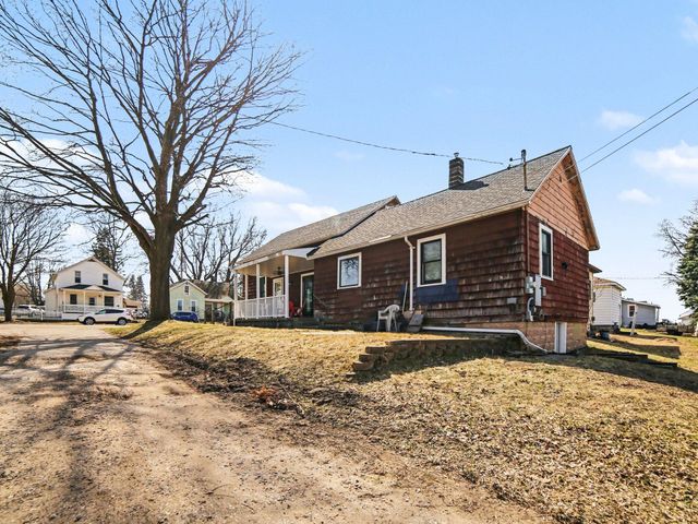 205 W 1st Street, Ludington, MI 49431