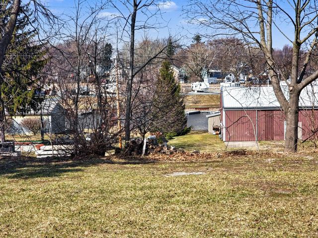 205 W 1st Street, Ludington, MI 49431