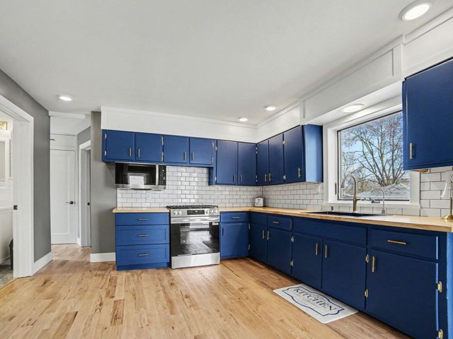 205 W 1st Street, Ludington, MI 49431