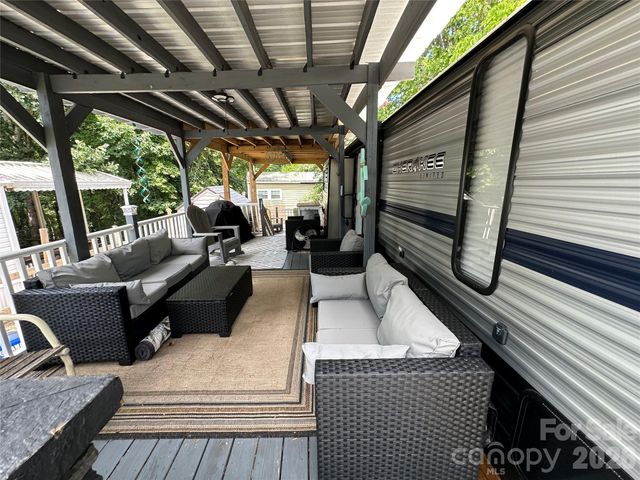 110 Pier Avenue, New London, NC 28127